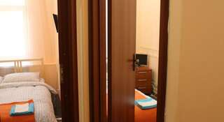 Гостиница Ларгус Отель Москва Бюджетный двухместный номер с 2 отдельными кроватями-1